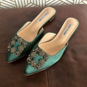 HANGISIMUFLAT Green Satin Jewel Buckle Satin Mules